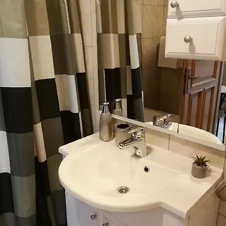 Palace Stafileo טרוגיר