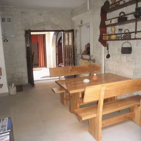 Palace Stafileo דירה