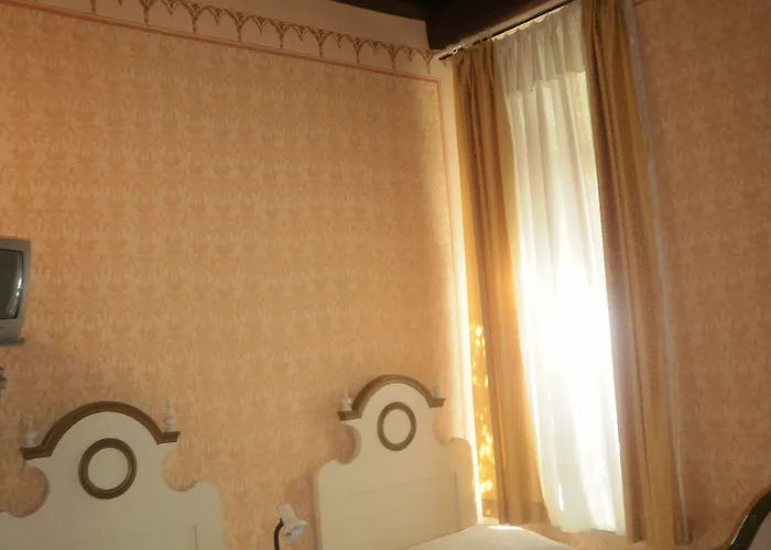 Palace Stafileo 特罗吉尔