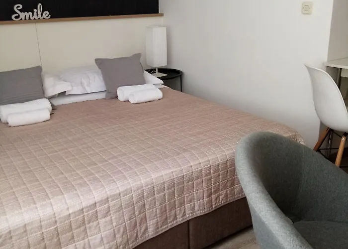 Palace Stafileo * 特罗吉尔