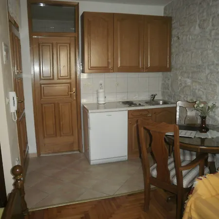 Daire Palace Stafileo