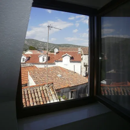 Palace Stafileo Daire Trogir