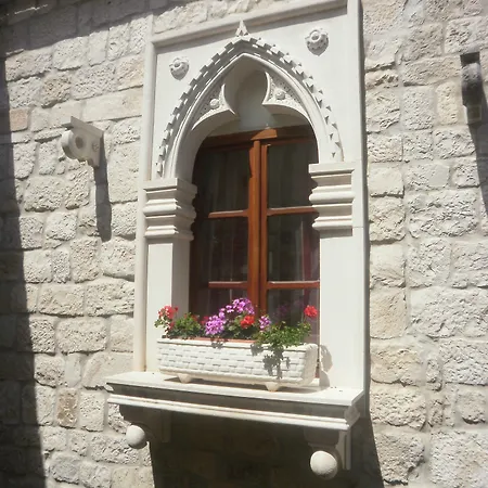Palace Stafileo Daire *