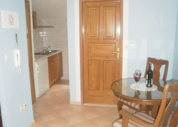 Palace Stafileo Apartment Trogir