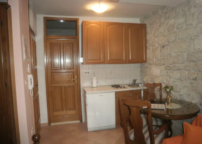 Apartment Palace Stafileo *