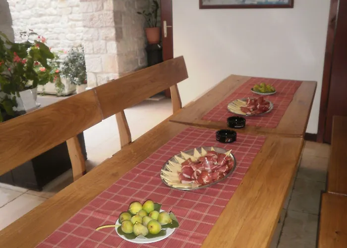 Apartament Palace Stafileo *