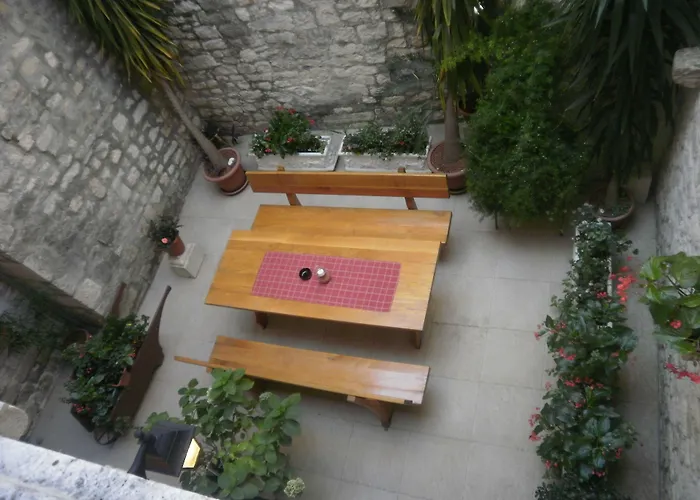 Palace Stafileo * Trogir