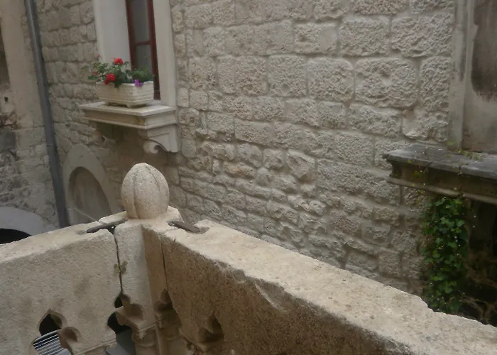 Apartment Palace Stafileo